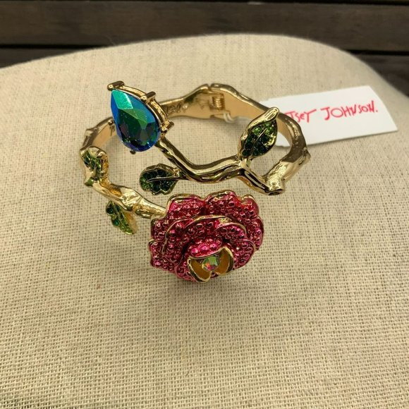 Betsey Johnson NWT Rose Branch Hinged Cuff Bracelet - Picture 4 of 5